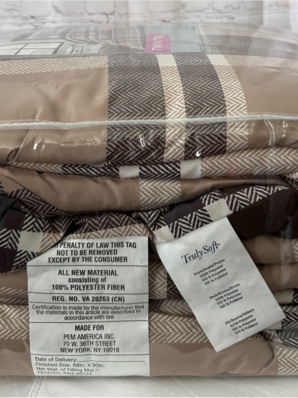 Truly Soft Twin Multi Stripe
Comforter and Sham Set Unopened
Original Packaging - Picture 6 of 7